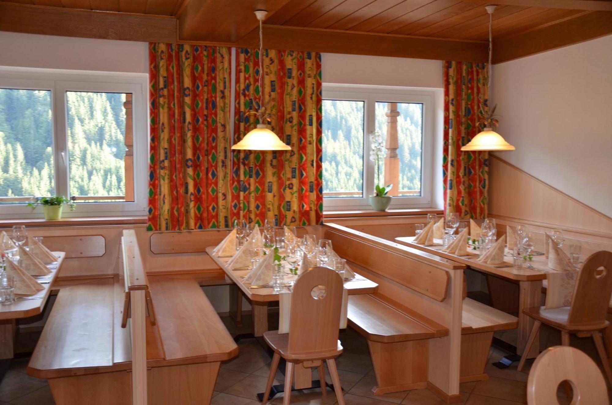 Ski In-Ski Out - Gaestehaeuser Saalbach-Hinterglemm - Wallegghof Christianhof 外观 照片
